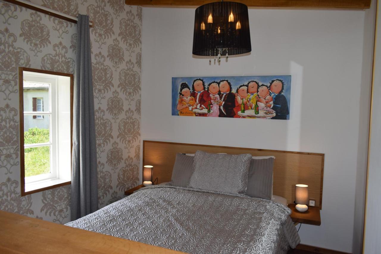 Bed and Breakfast Le Chene D'Or Marcheseuil Экстерьер фото