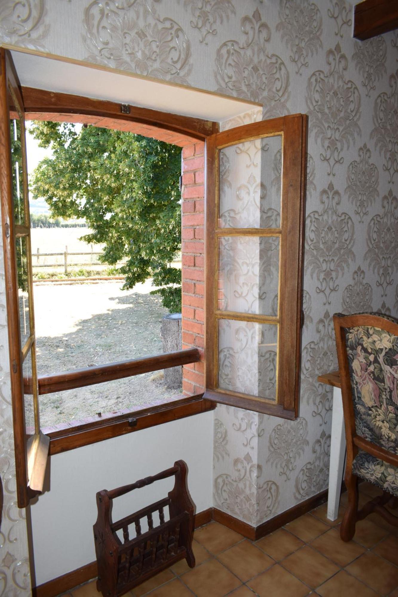 Bed and Breakfast Le Chene D'Or Marcheseuil Экстерьер фото